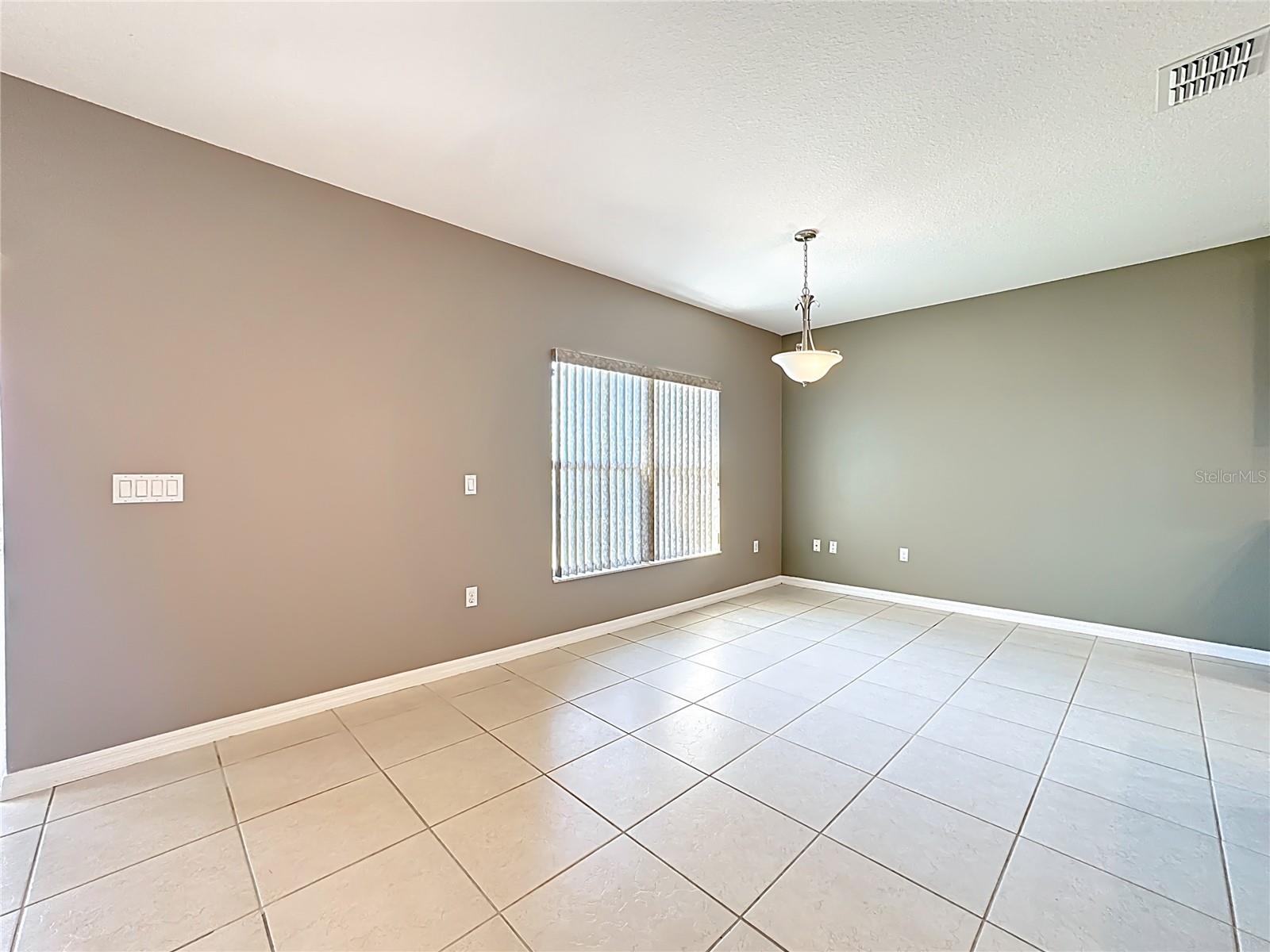 BELLALAGO PH 5J - Residential