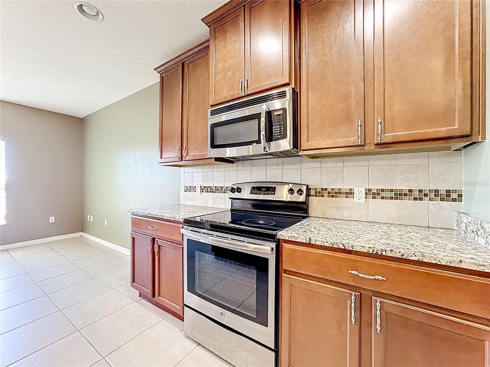 BELLALAGO PH 5J - Residential