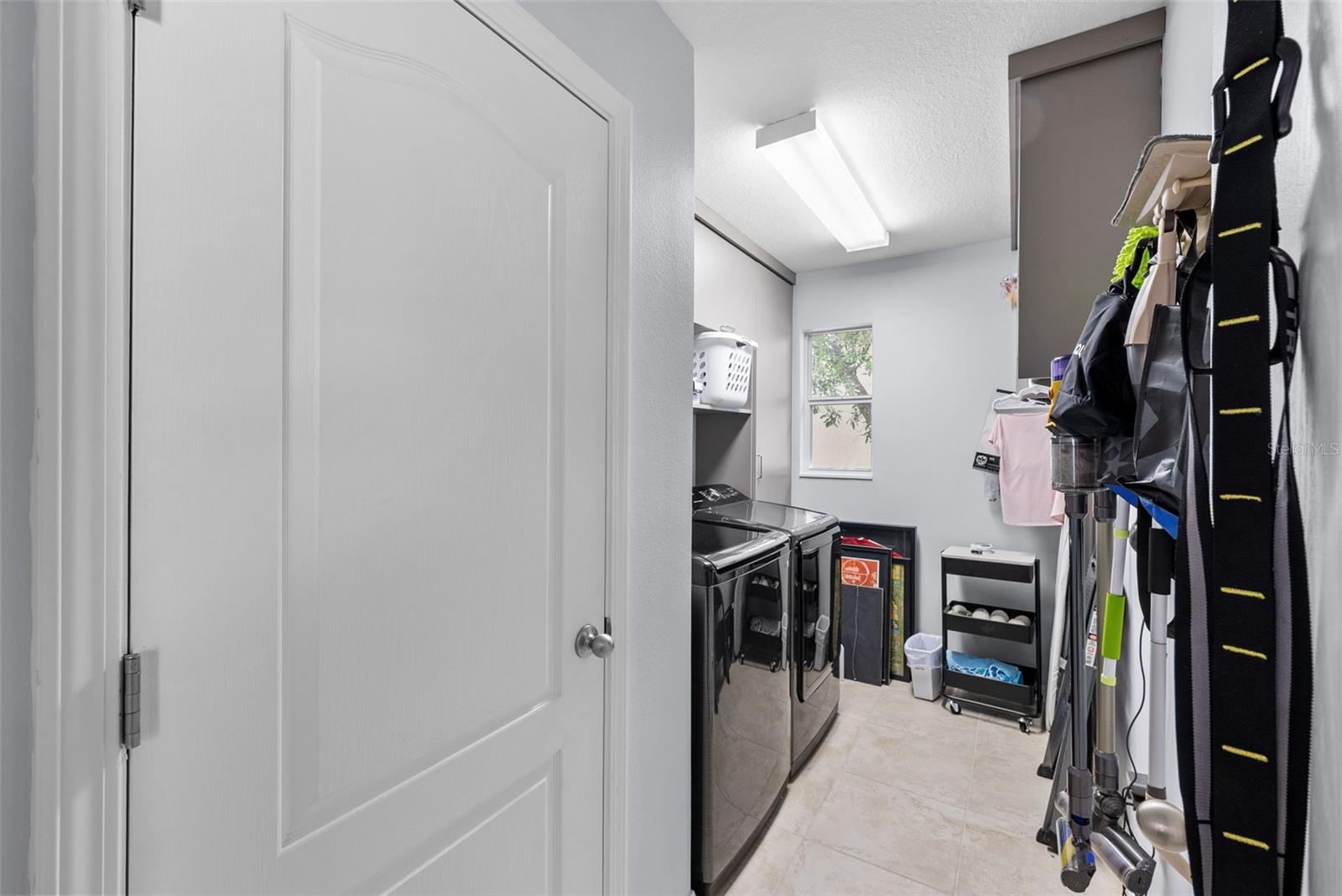 OAKELLARS - Residential