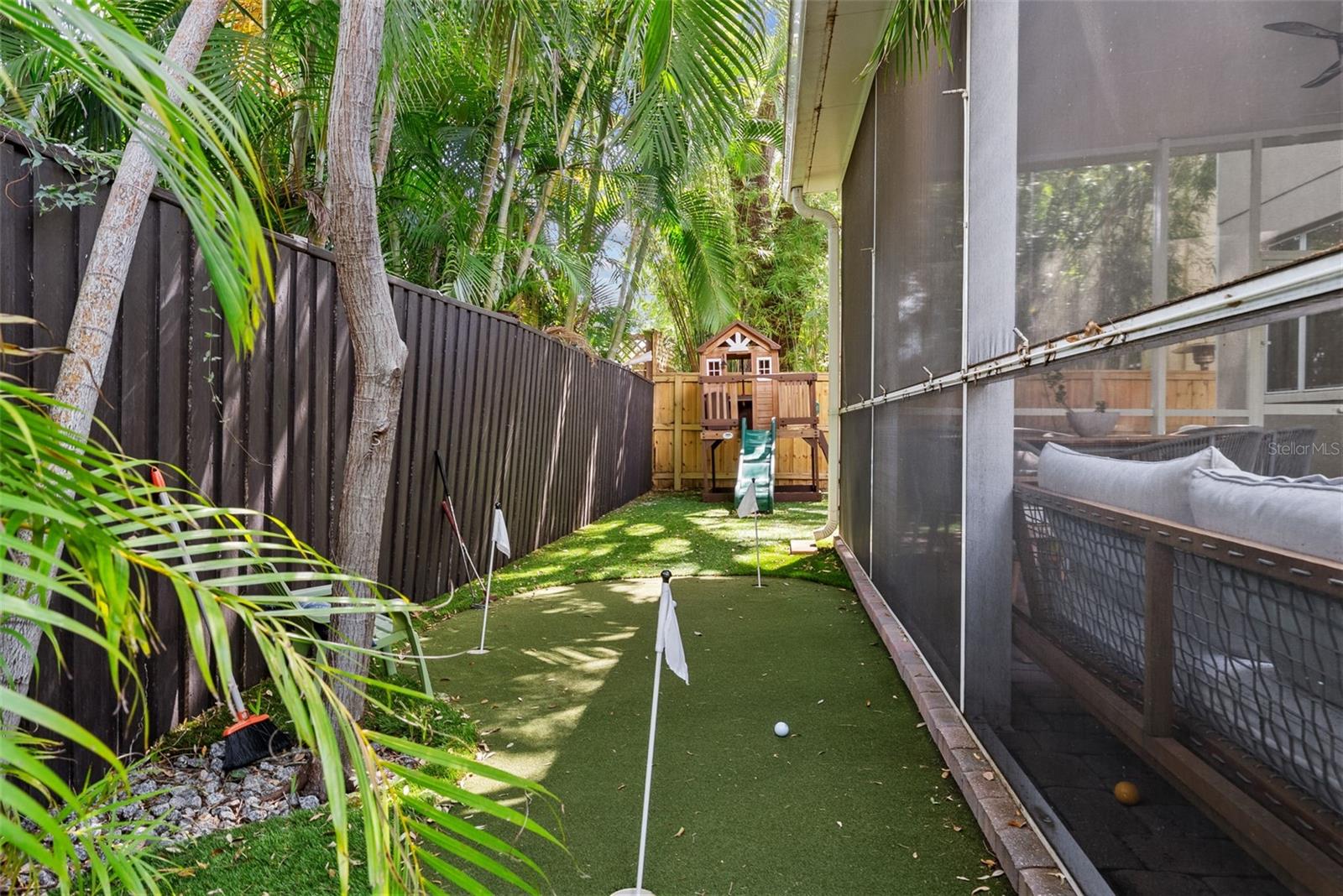 OAKELLARS - Residential