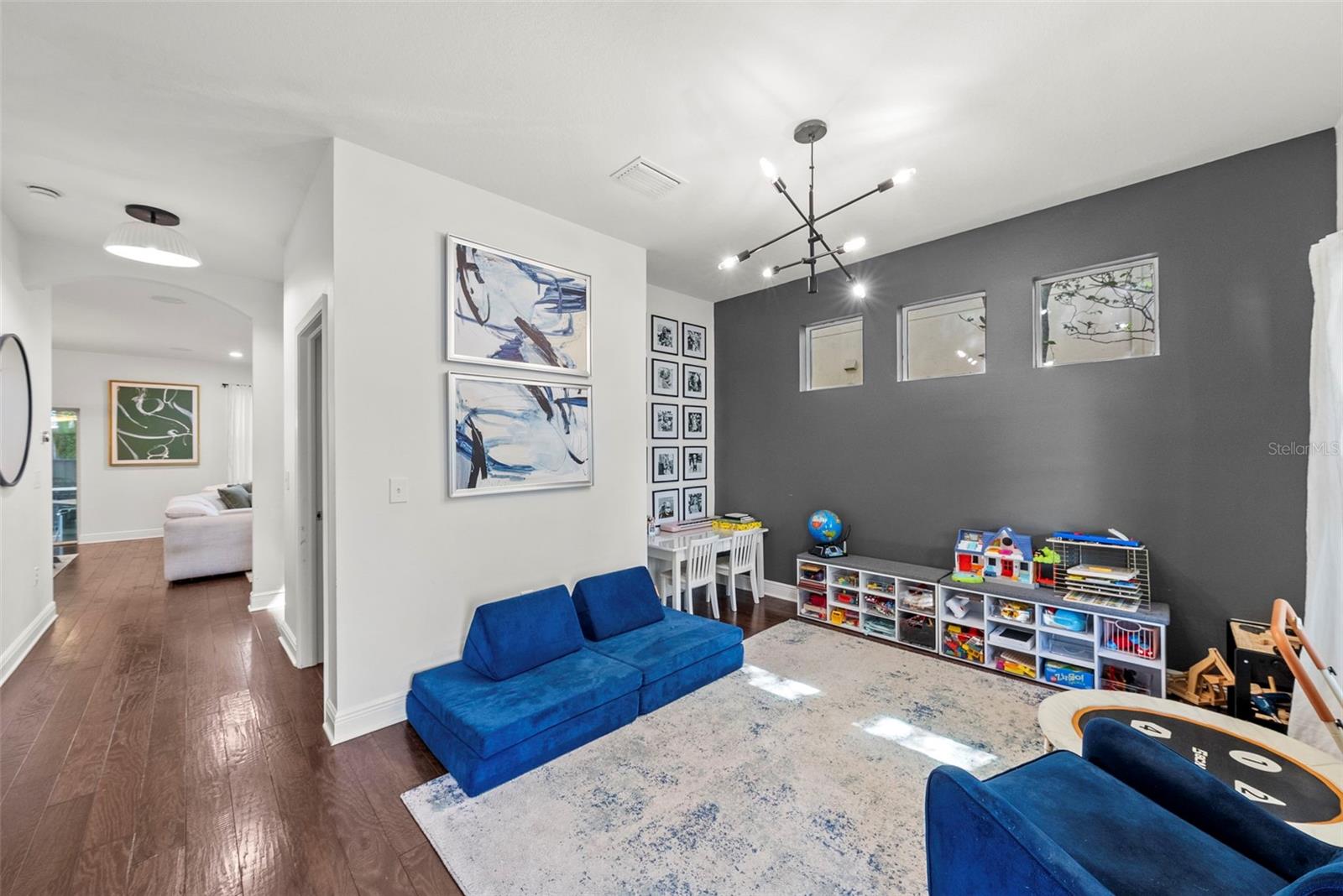 OAKELLARS - Residential