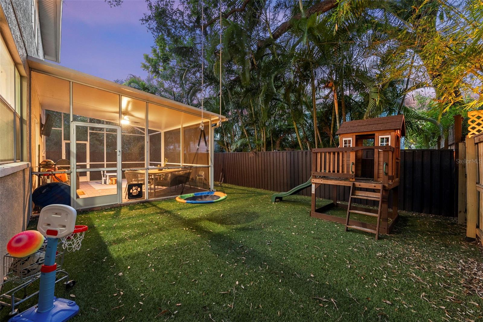 OAKELLARS - Residential