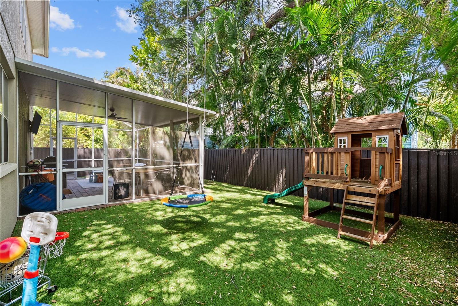 OAKELLARS - Residential