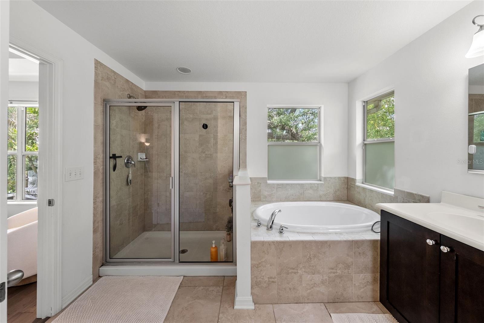 OAKELLARS - Residential