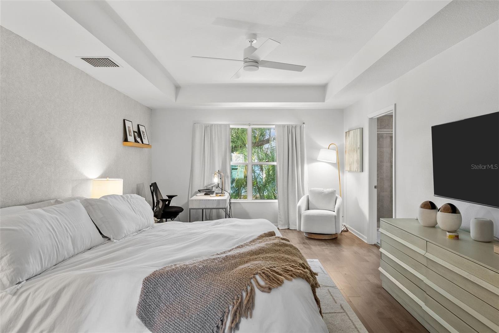 OAKELLARS - Residential