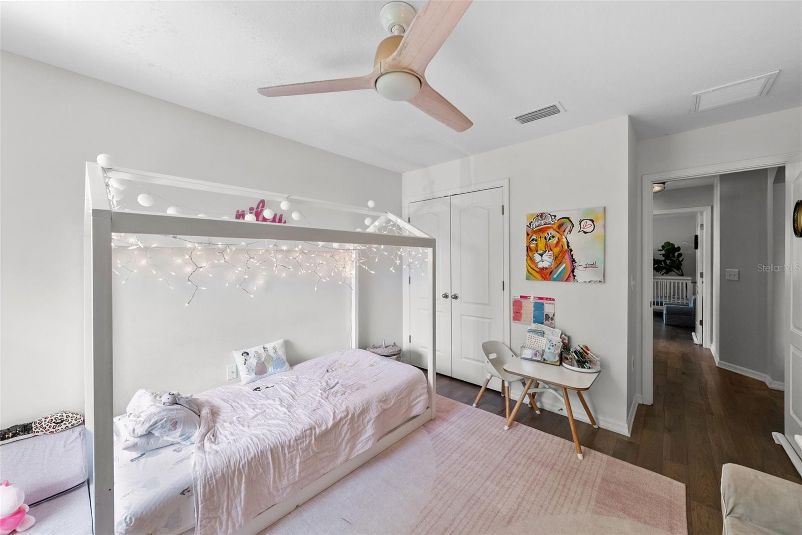 OAKELLARS - Residential