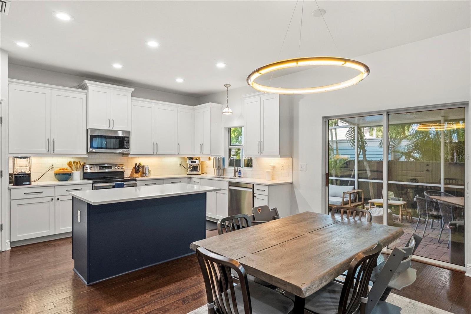 OAKELLARS - Residential