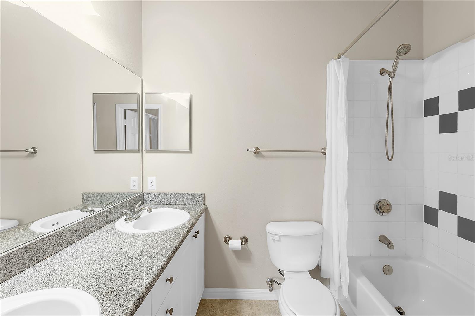 CAROLINA LANDINGS AT UNIVERSITY PLACE A - Residential