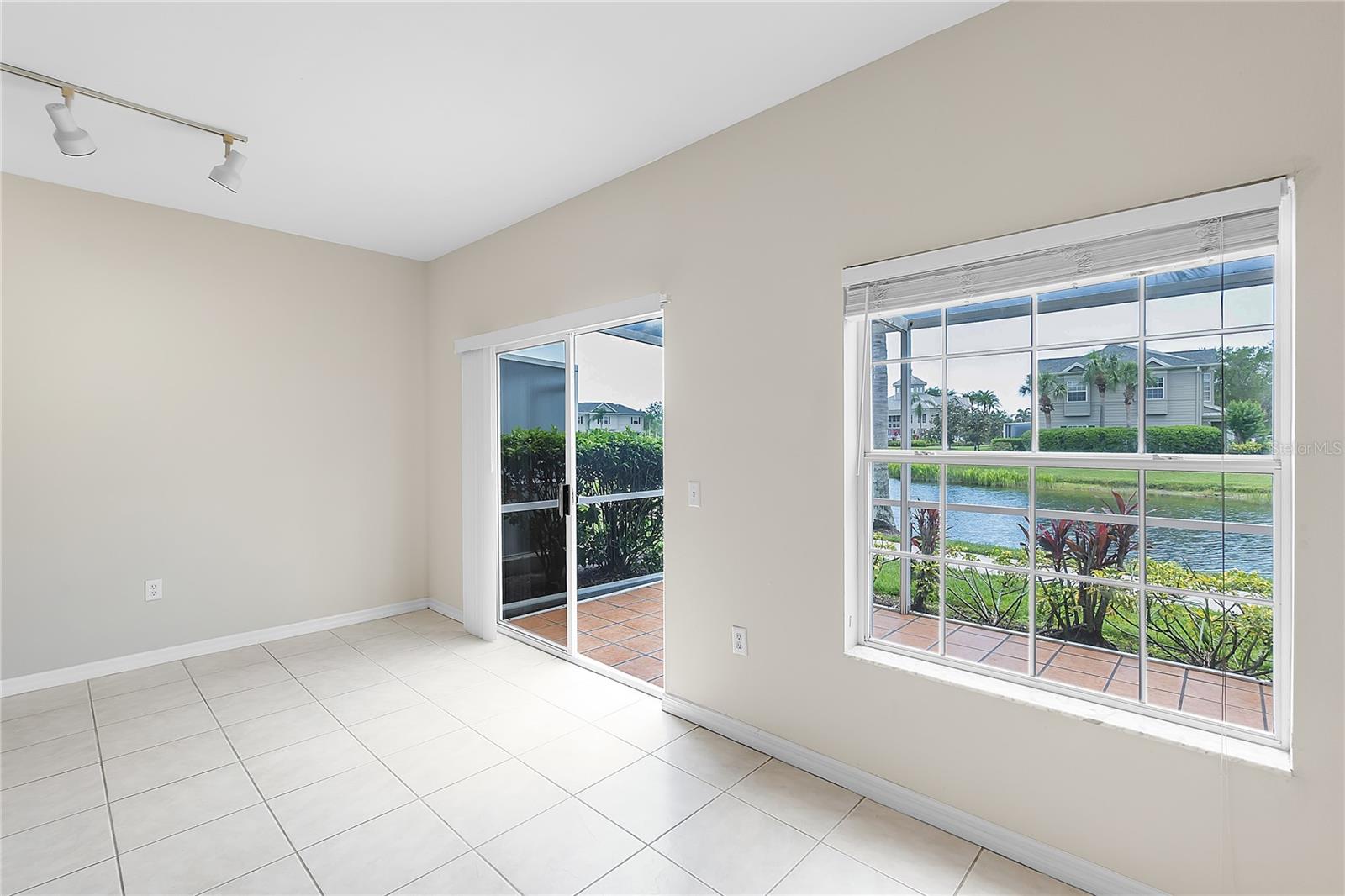 CAROLINA LANDINGS AT UNIVERSITY PLACE A - Residential