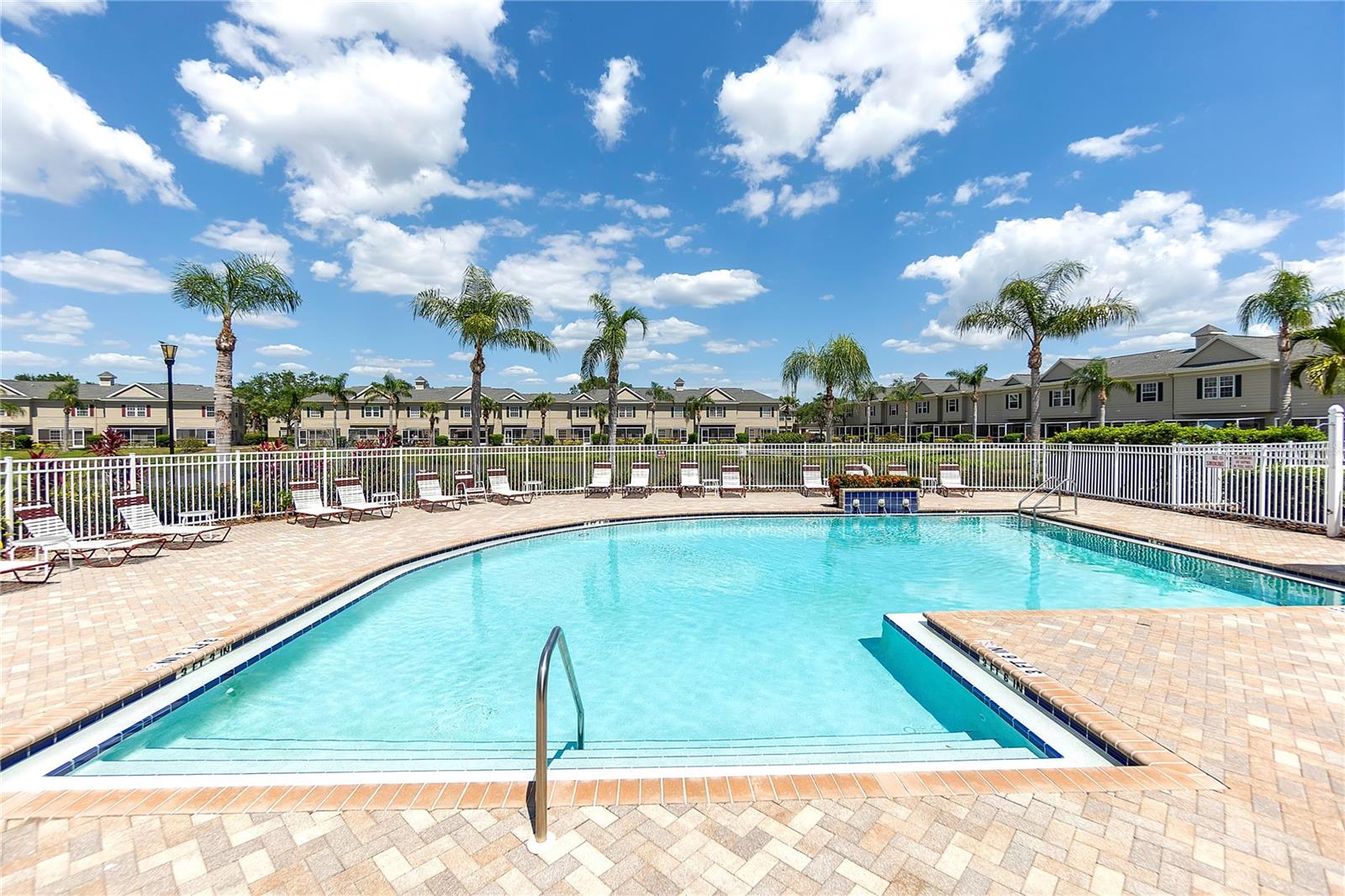 CAROLINA LANDINGS AT UNIVERSITY PLACE A - Residential