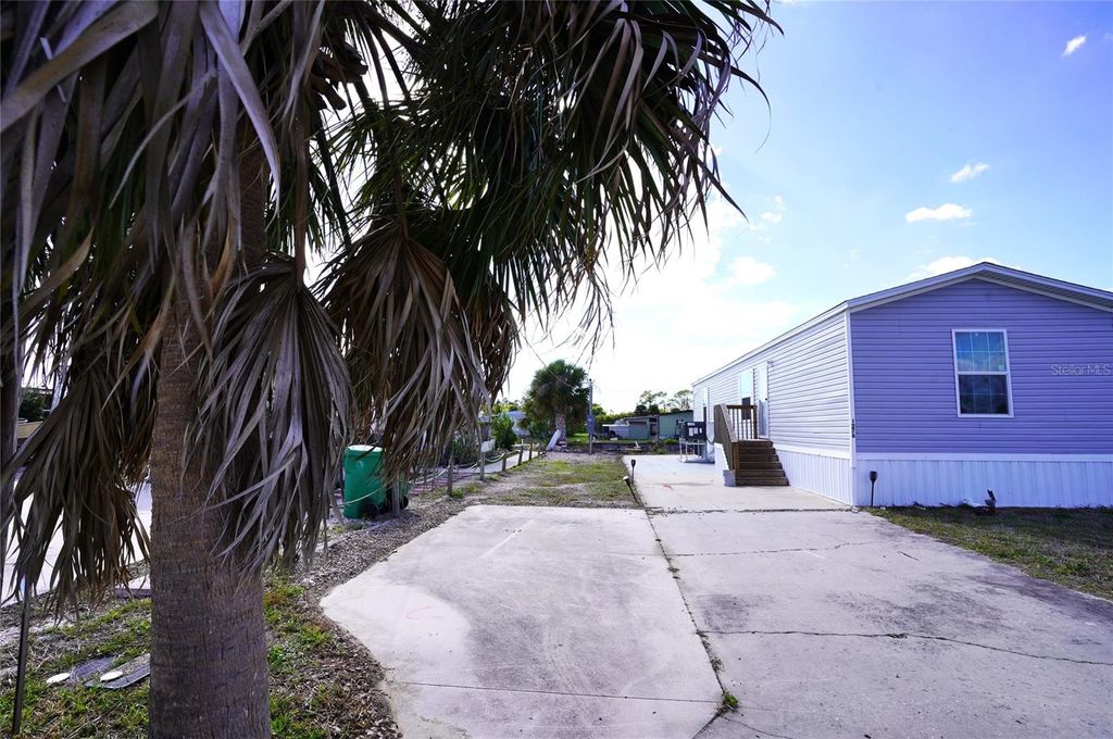 Photo of 1276 Seagull Drive, Englewood, FL 34224 (MLS # C7523176)