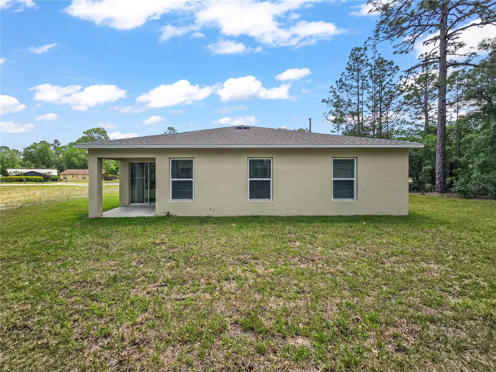CITRUS SPGS UNIT 03 - Residential Lease