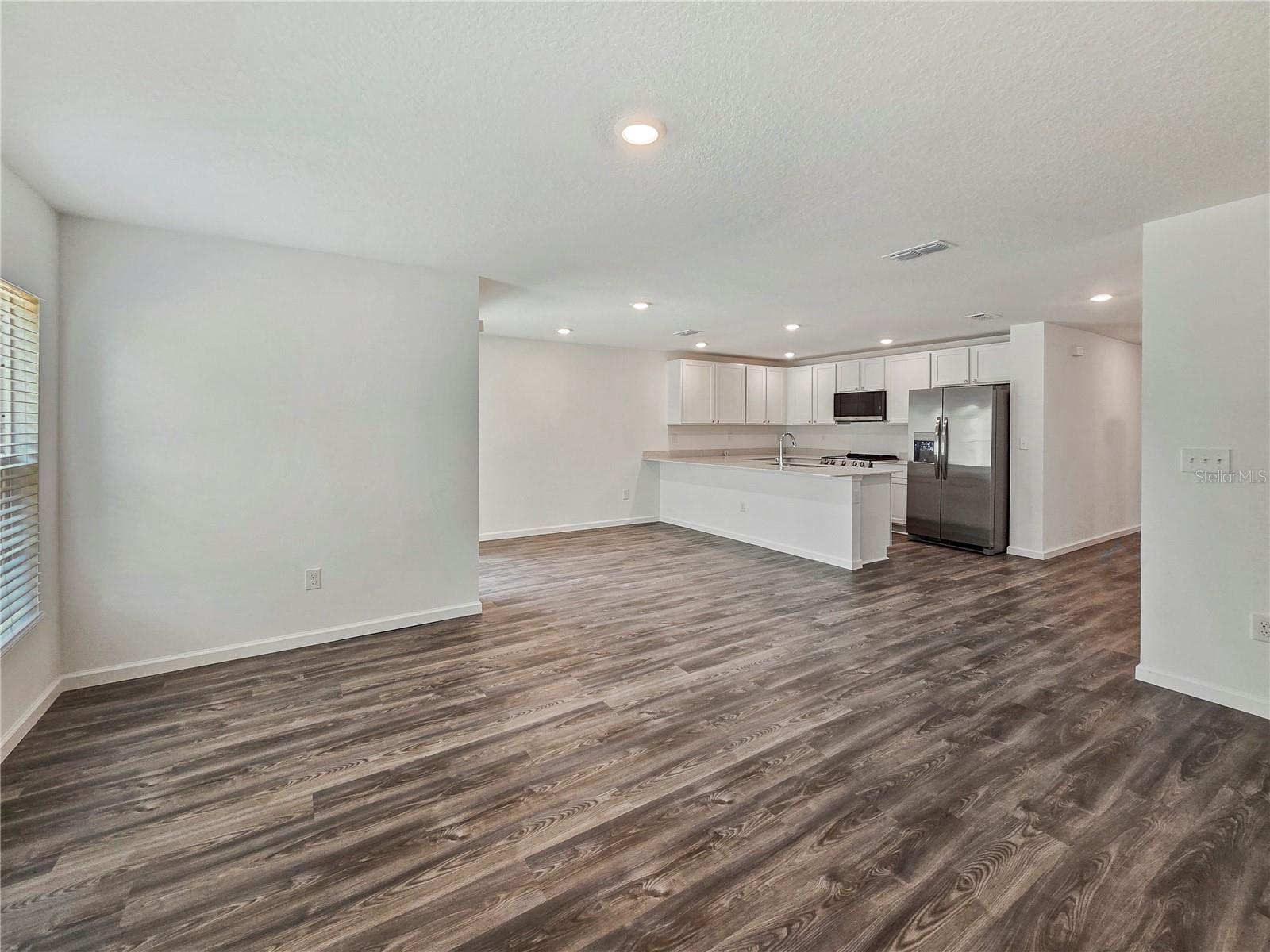 CITRUS SPGS UNIT 03 - Residential Lease