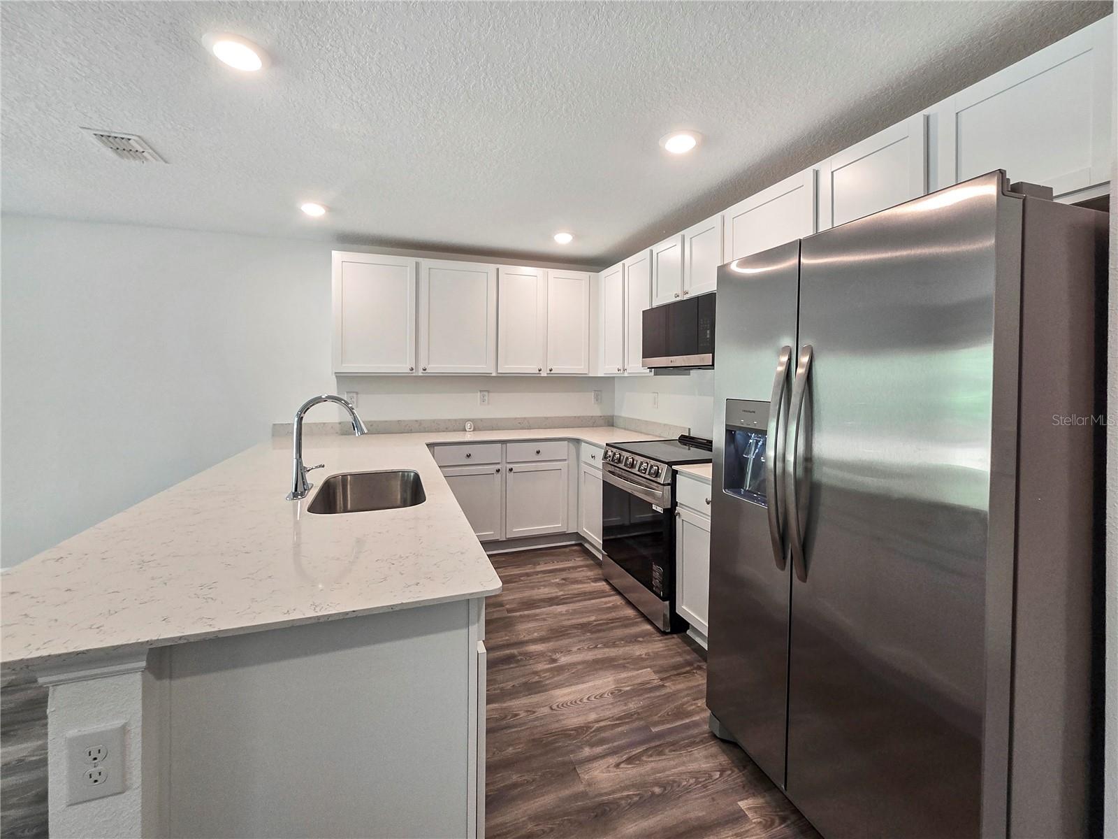 CITRUS SPGS UNIT 03 - Residential Lease