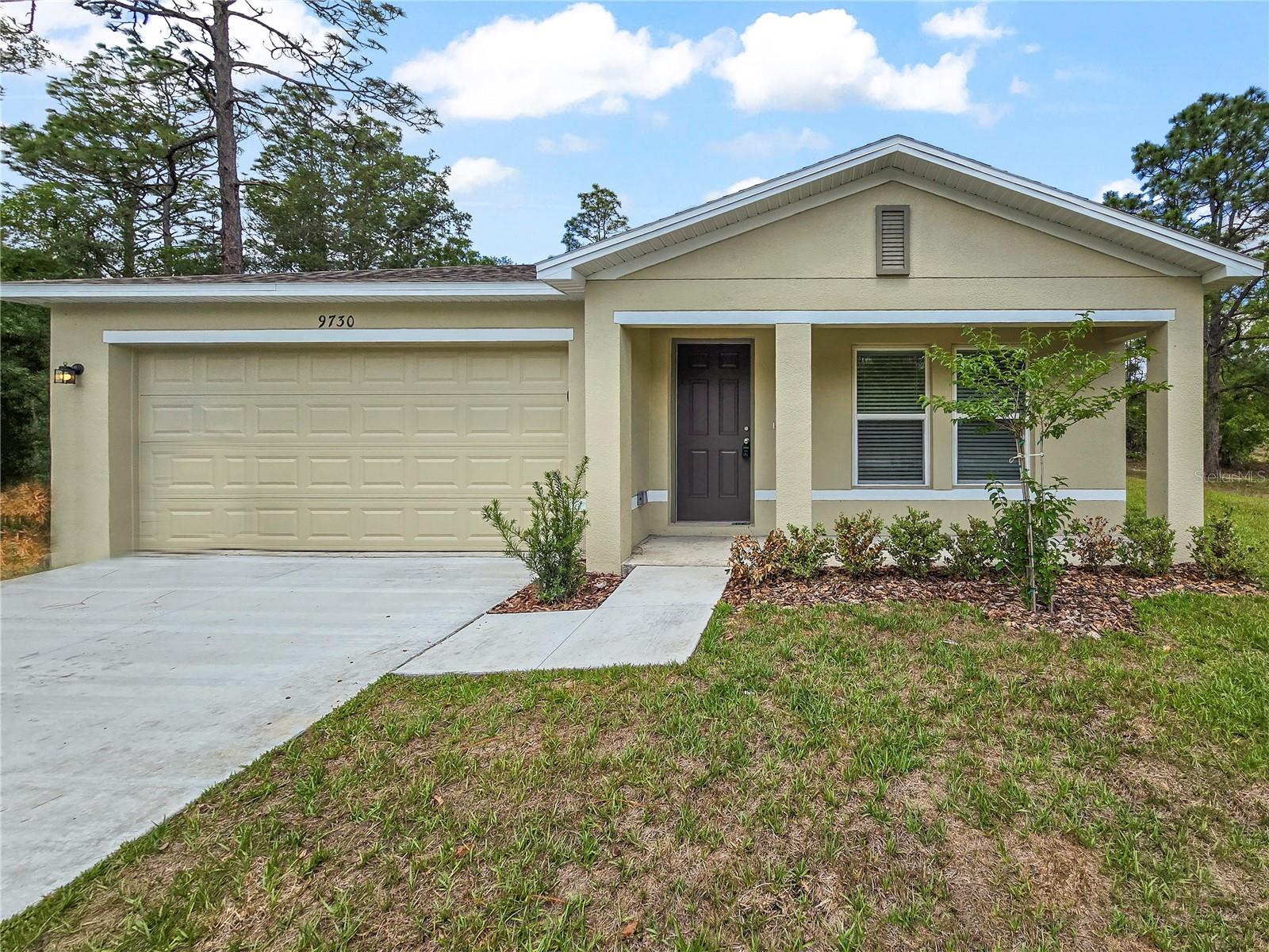 CITRUS SPGS UNIT 03 - Residential Lease