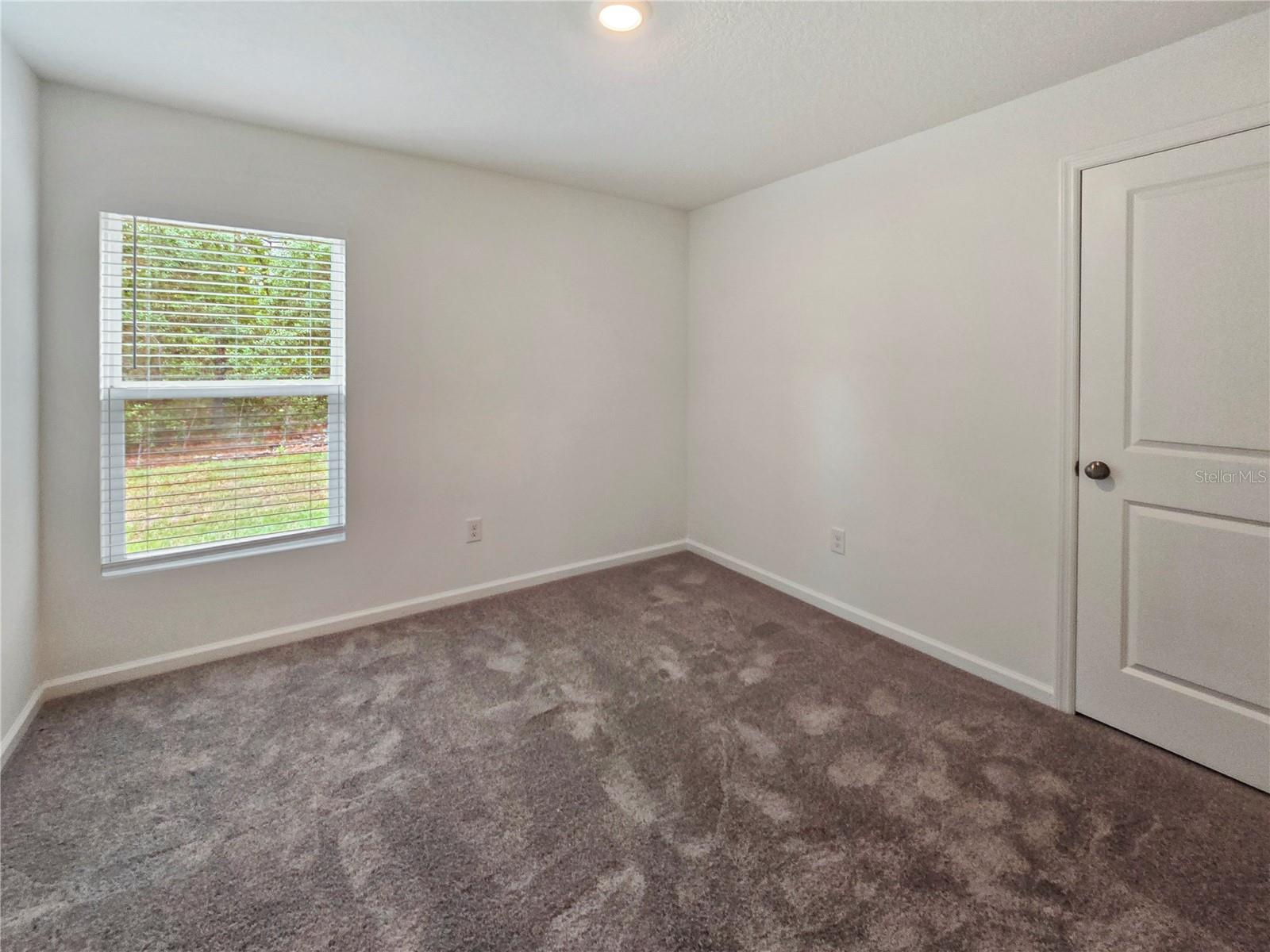 CITRUS SPGS UNIT 03 - Residential Lease