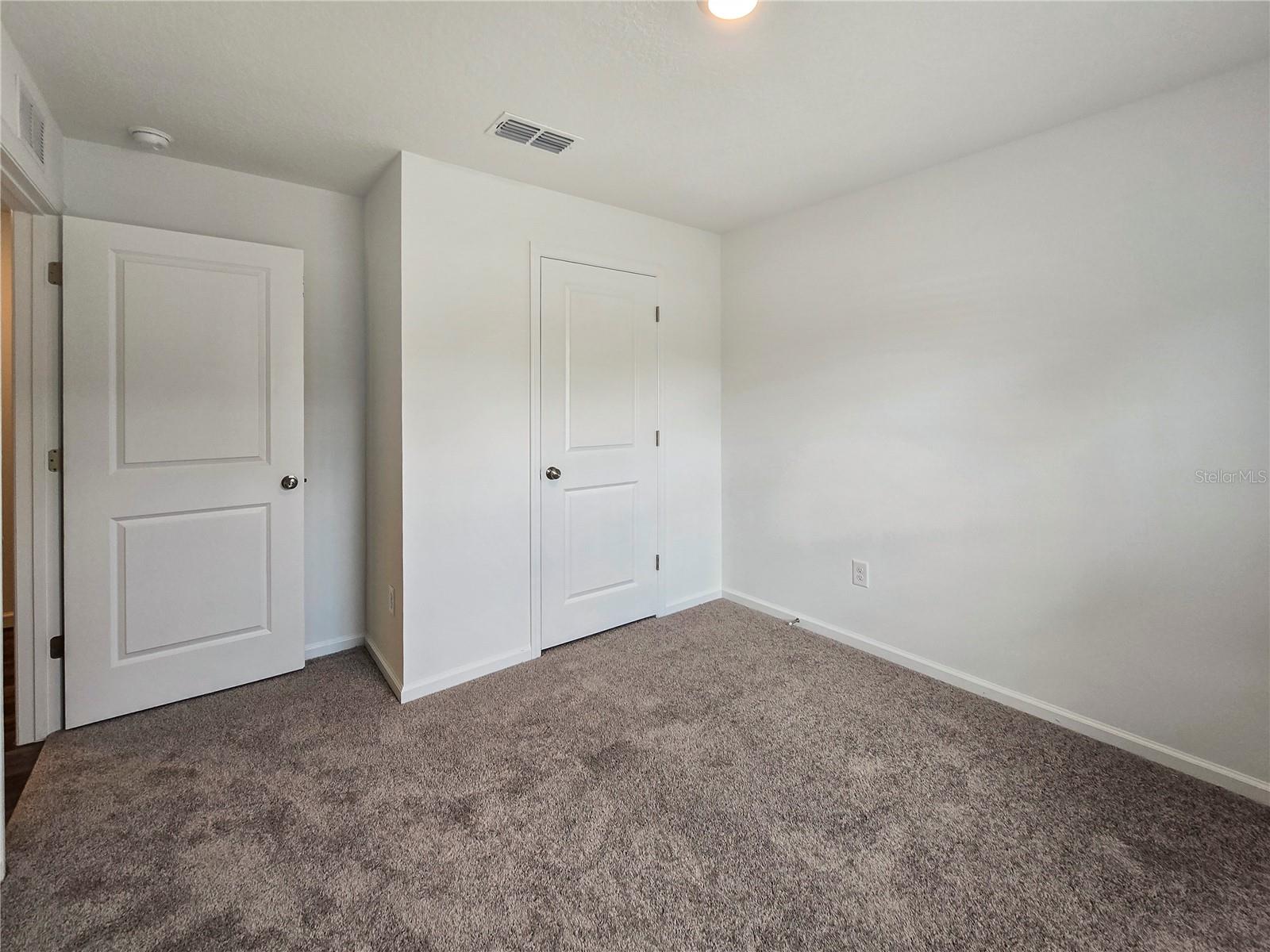 CITRUS SPGS UNIT 03 - Residential Lease
