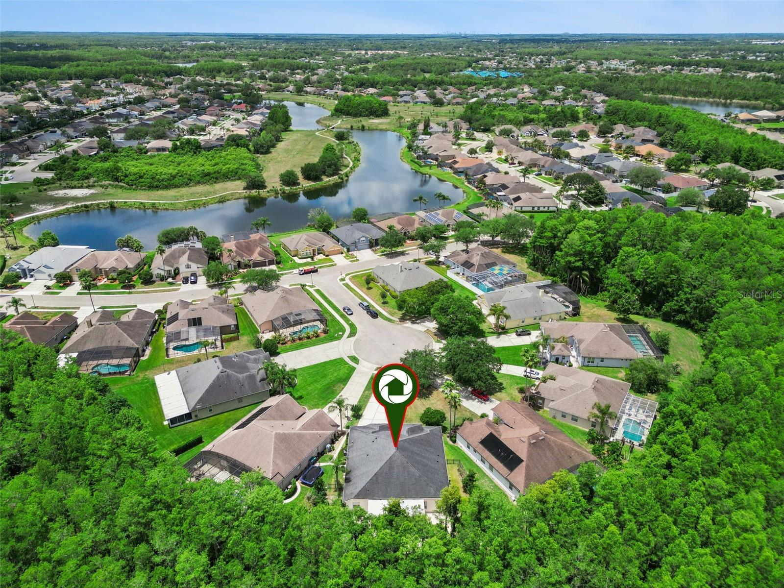 KINGS POINTE - Residential