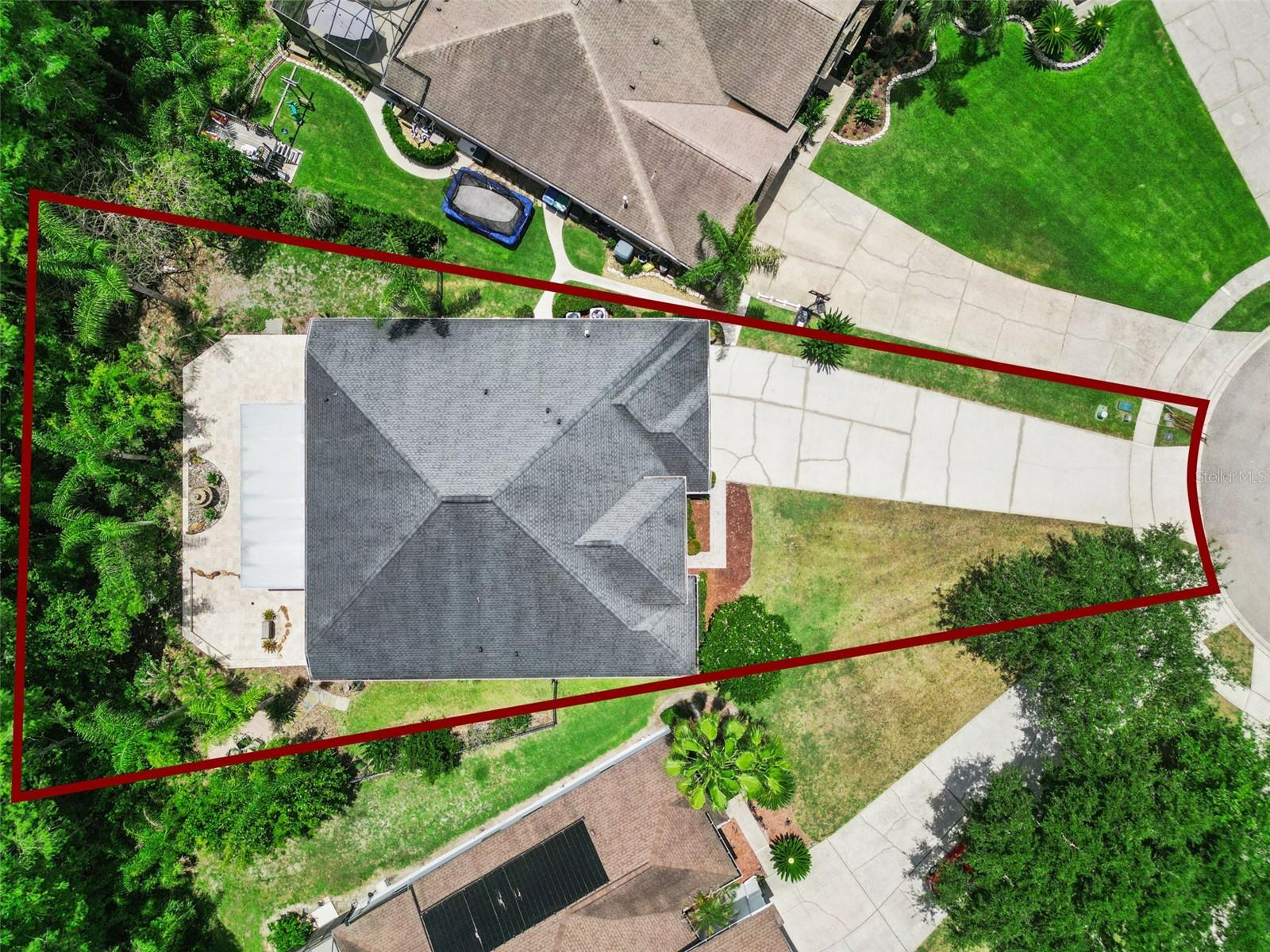 KINGS POINTE - Residential