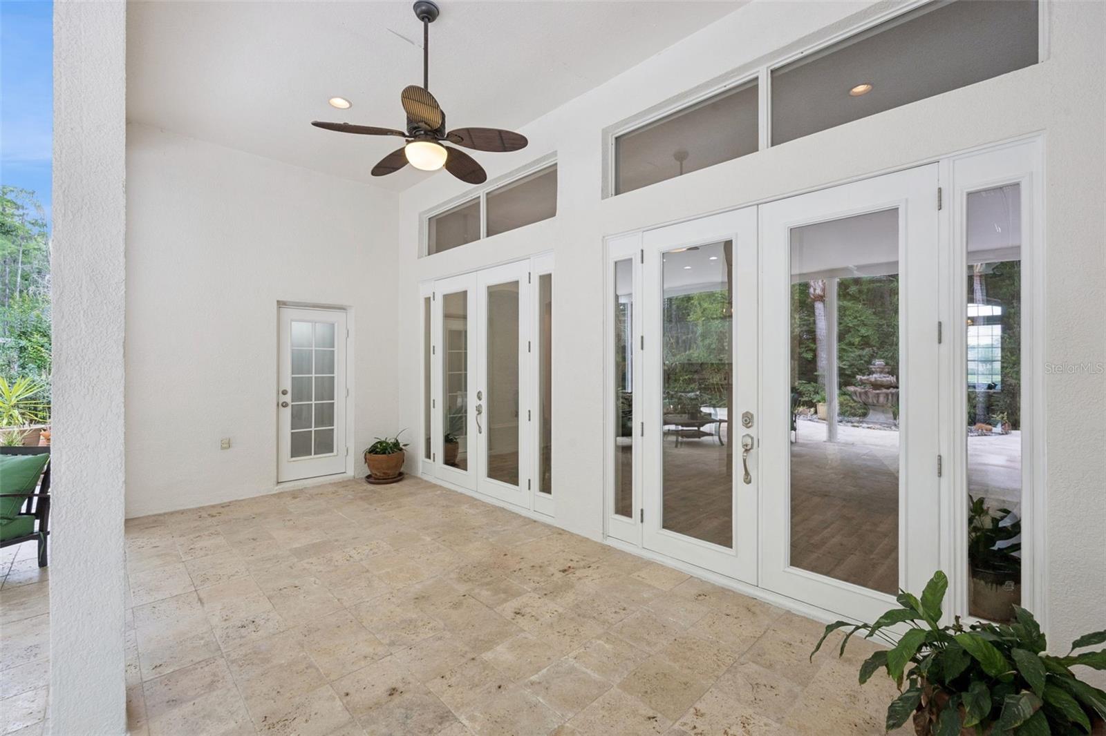 KINGS POINTE - Residential