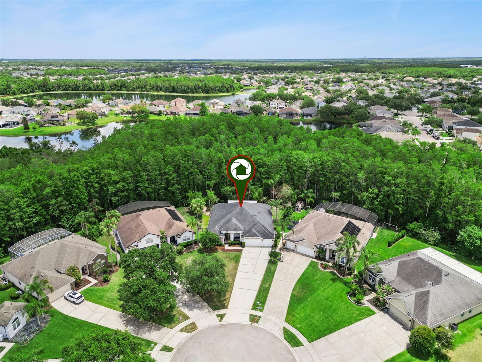 KINGS POINTE - Residential