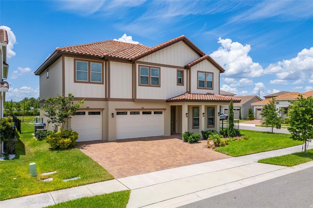 Photo of 13201 Aylesbury Street, Orlando, FL 32832 (MLS # S5150541)
