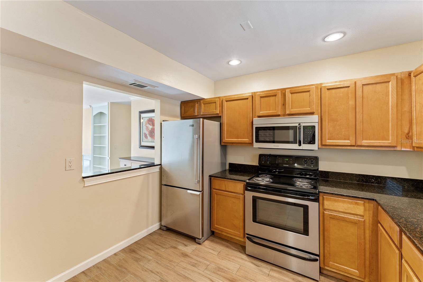 THE GRAND AT OLDE CARROLLWOOD - Residential