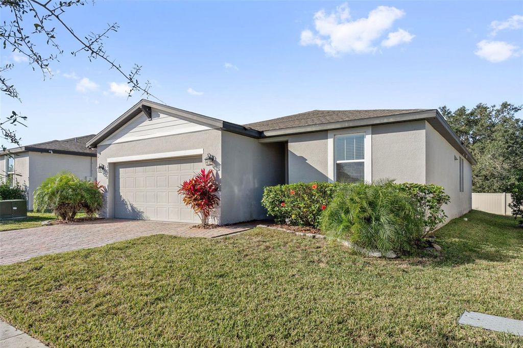 Photo of 1028 Kobuk Street, Haines City, FL 33844 (MLS # S5141784)