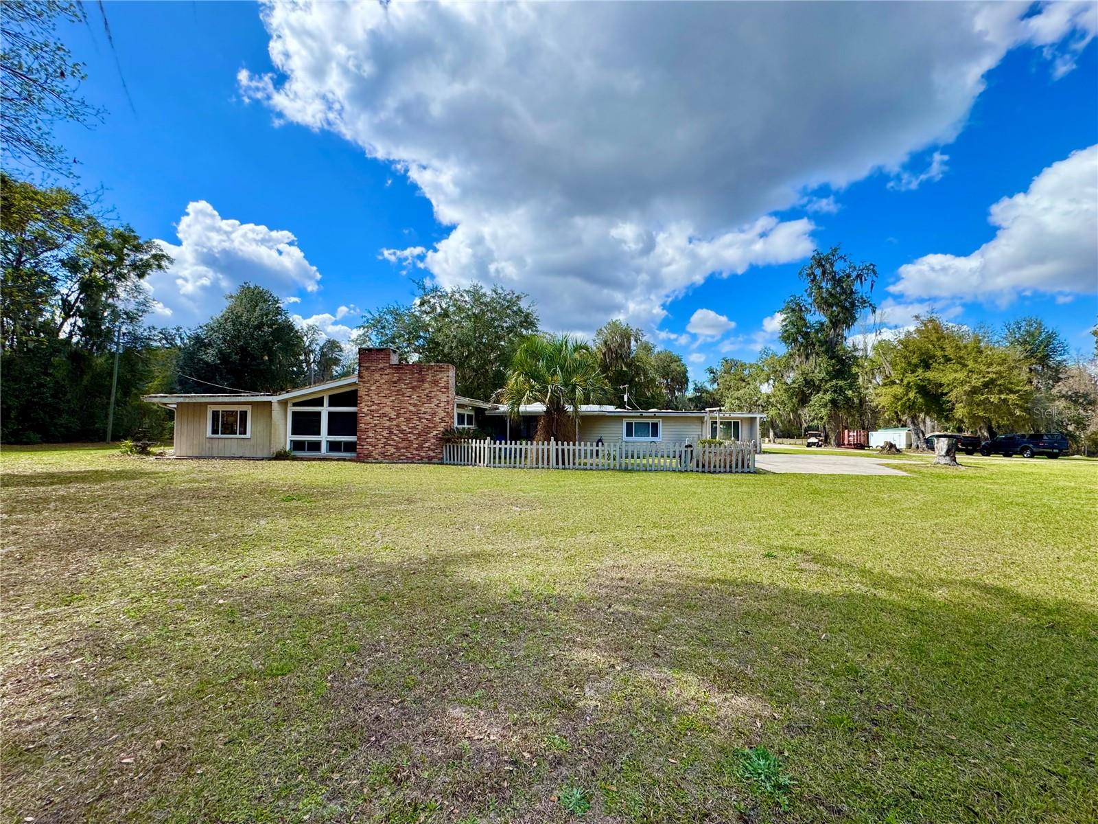11816 SE COUNTY ROAD 234