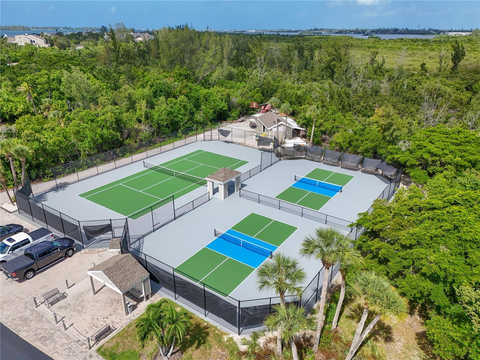 TIDY ISLAND PH III - Residential