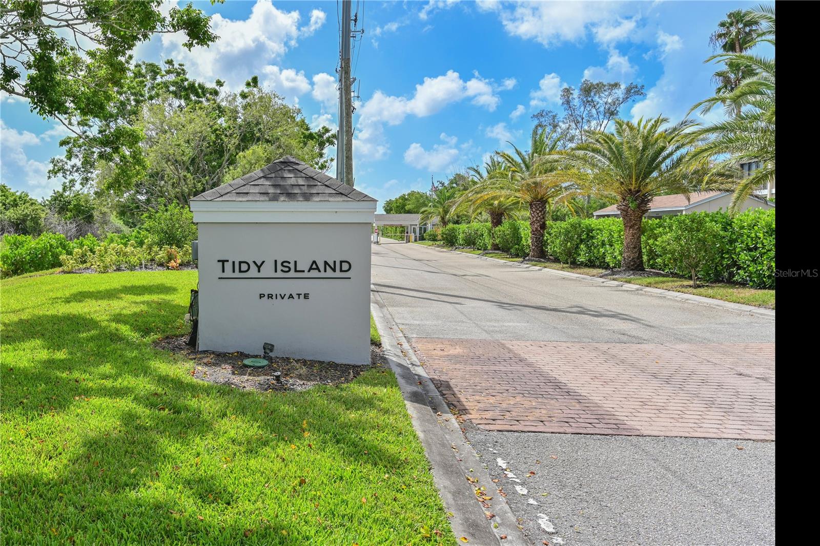 TIDY ISLAND PH III - Residential