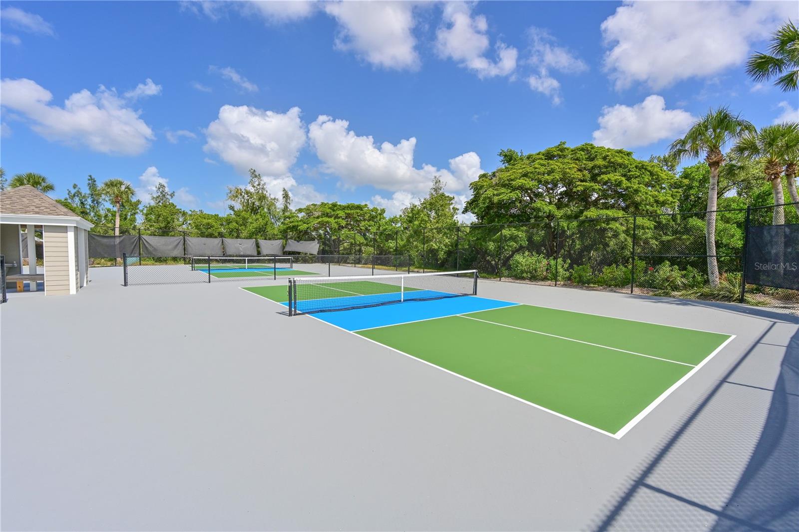 TIDY ISLAND PH III - Residential