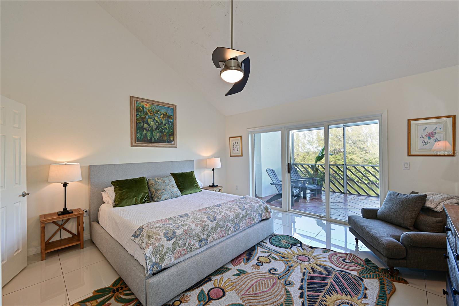 TIDY ISLAND PH III - Residential