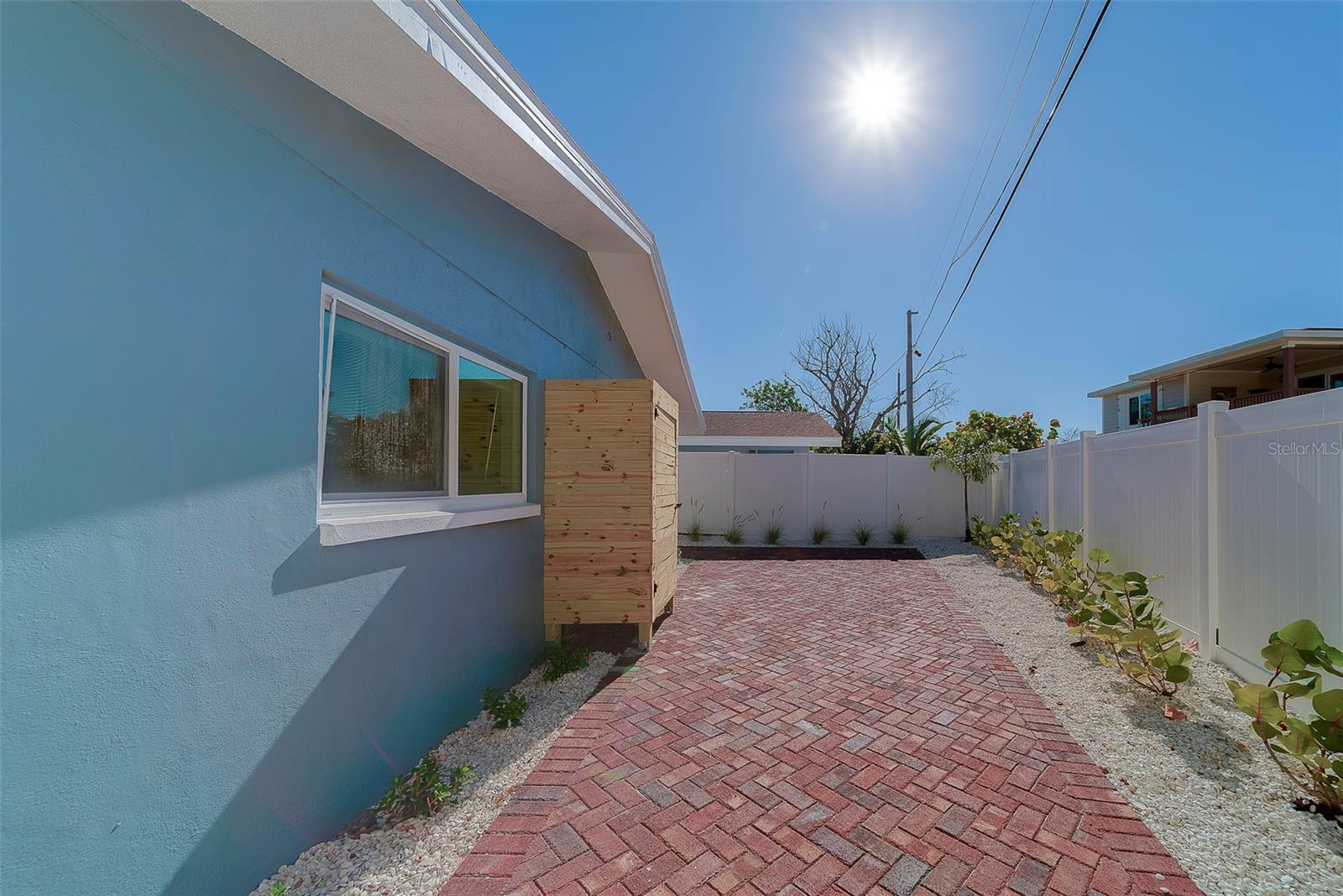 PAGES REP OF MITCHELLS BEACH - Residential Lease