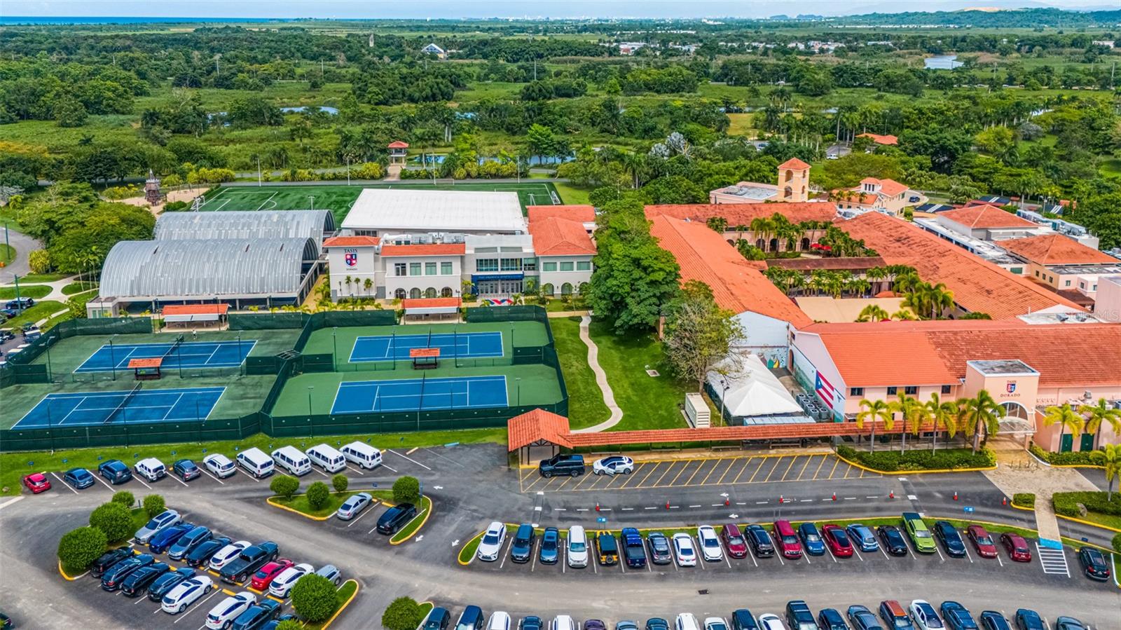 SABANERA DORADO - Residential