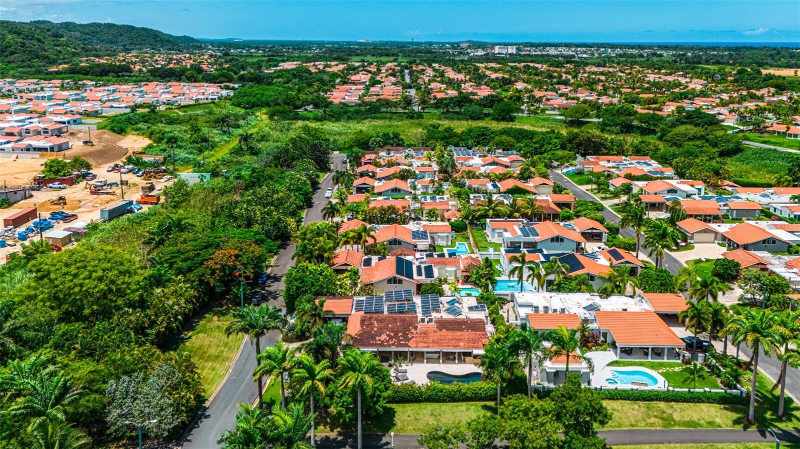 SABANERA DORADO - Residential