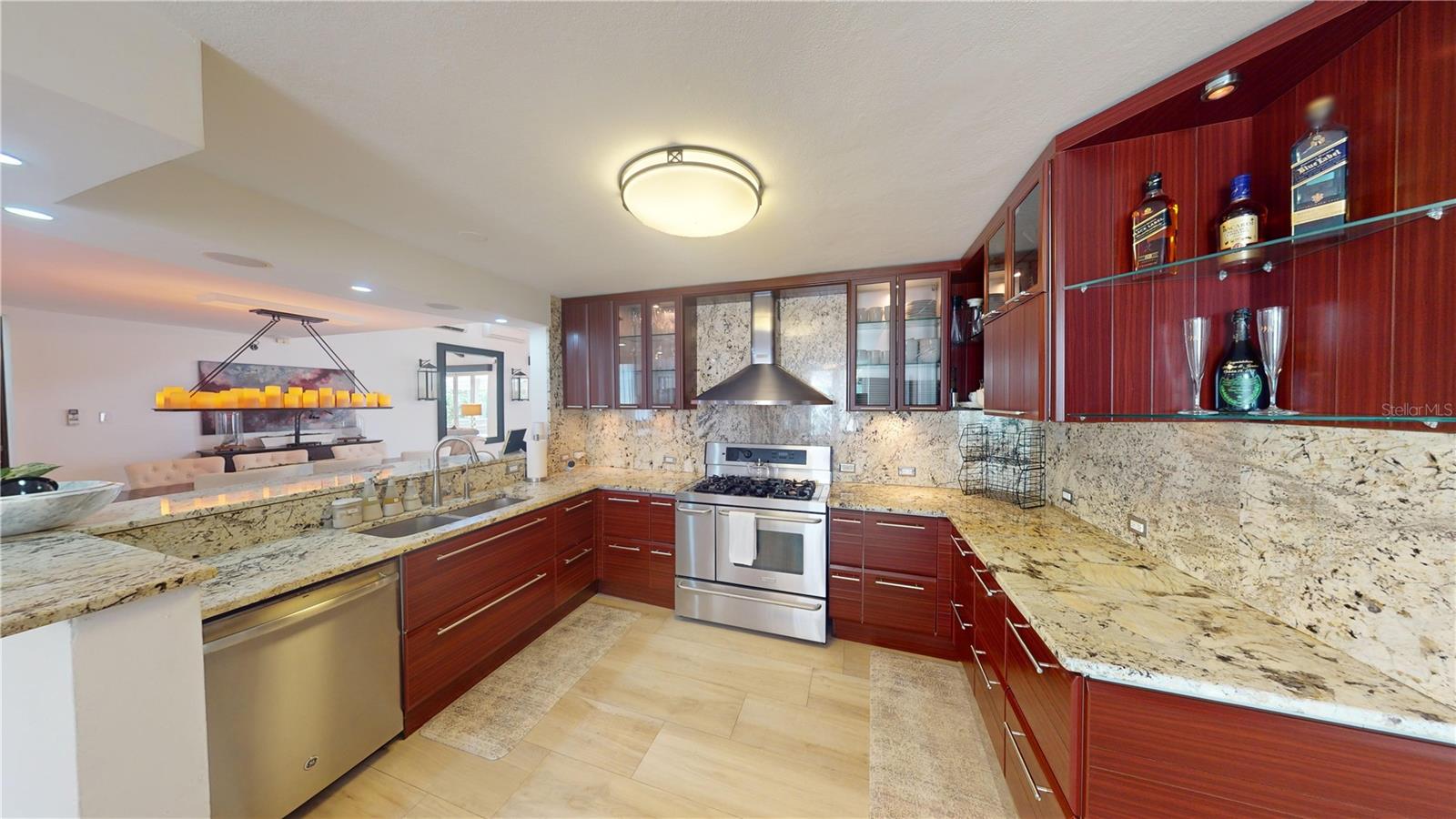 SABANERA DORADO - Residential