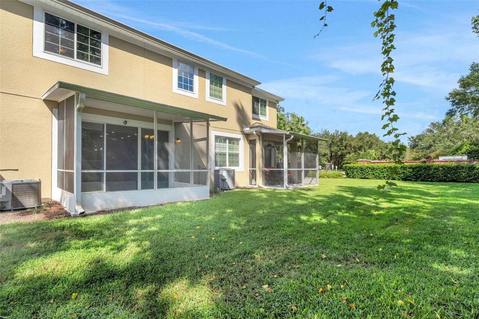 RIVERVIEW TWNHMS PH II - Residential