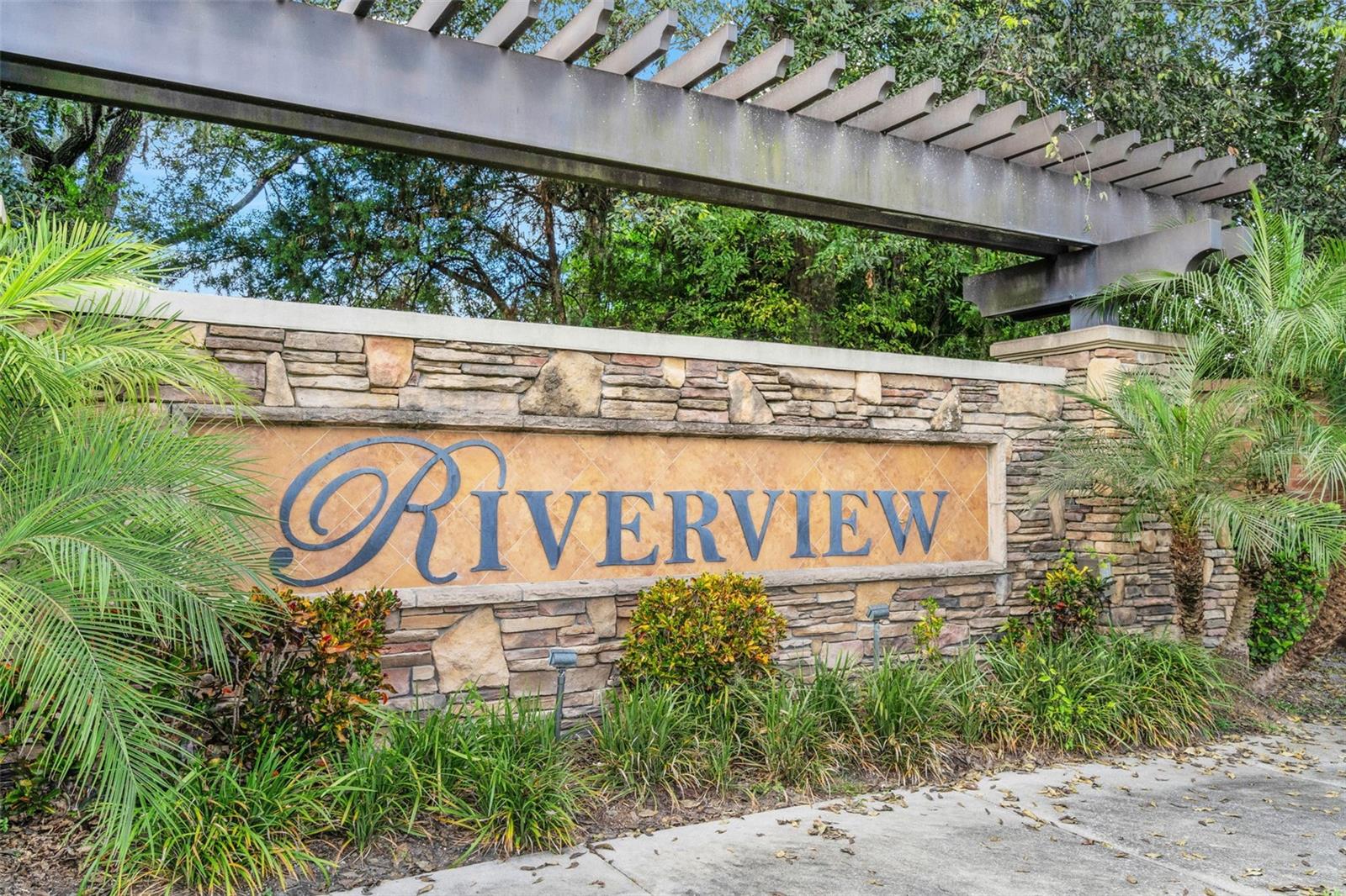 RIVERVIEW TWNHMS PH II - Residential