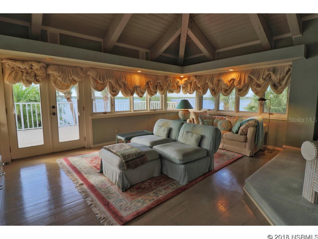 Newell & Carr Walker Grant - Residential