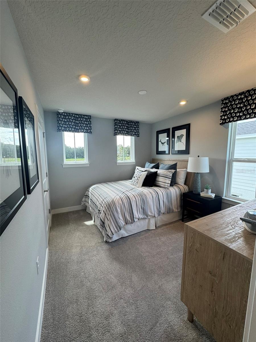 LAKE MATTIE PRESERVE ESTATES - Residential