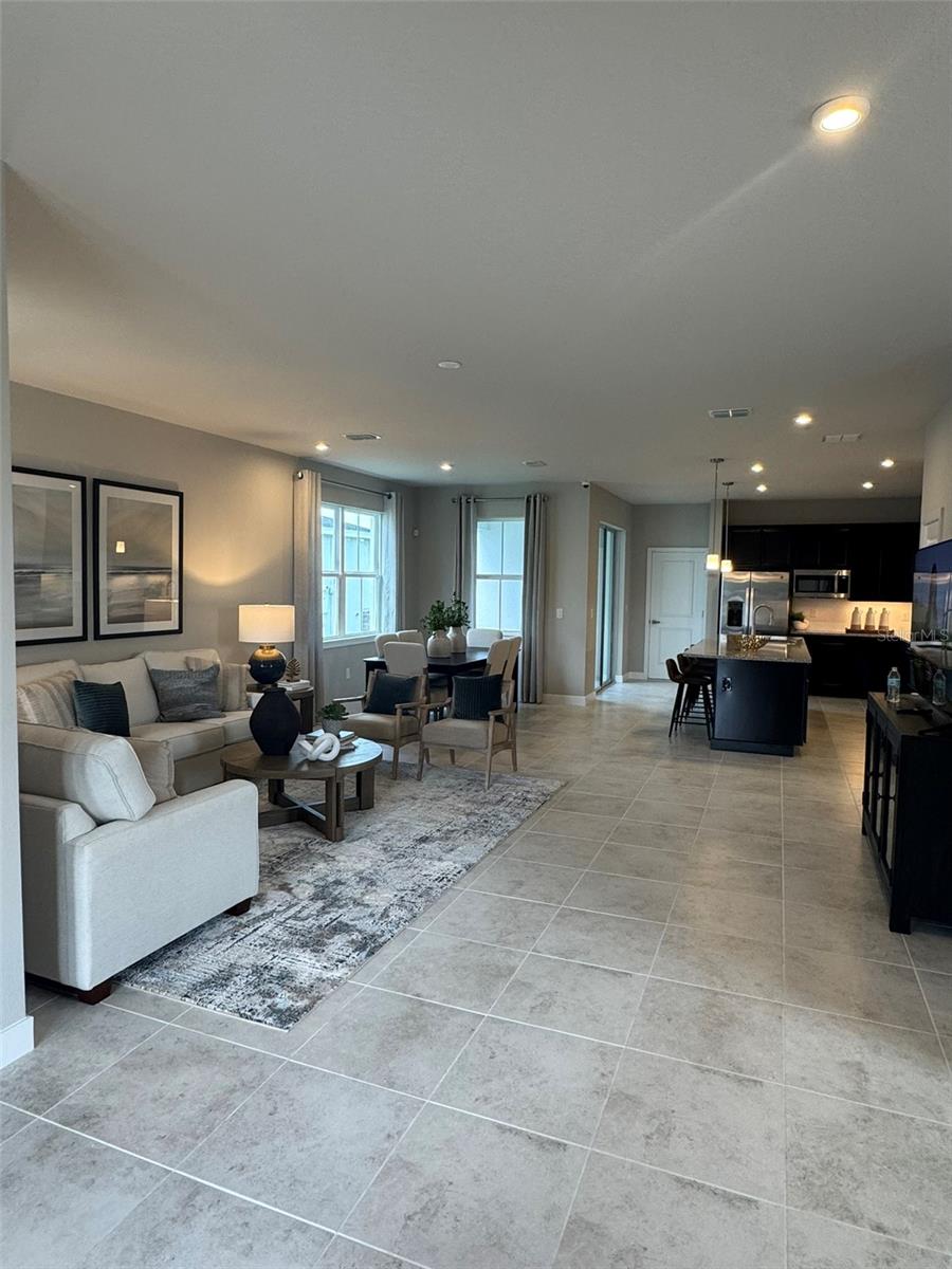 LAKE MATTIE PRESERVE ESTATES - Residential
