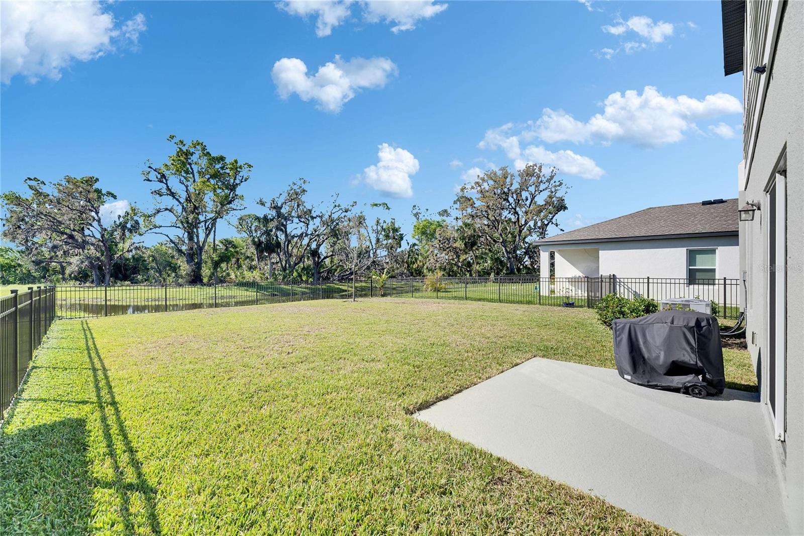 9008 WAXWING WAY