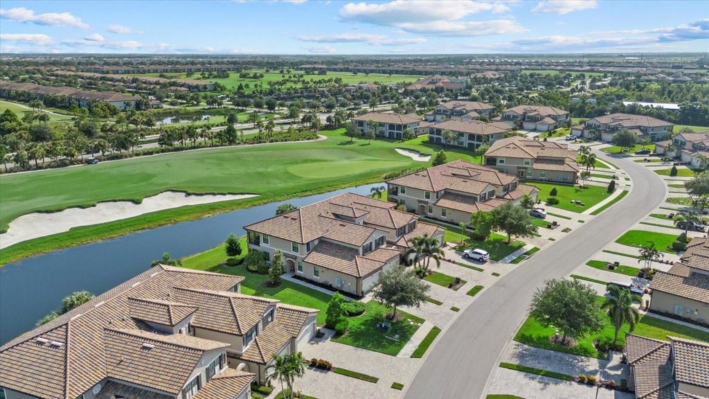 Photo of 5836 Wake Forest Run #102, Bradenton, FL 34211 (MLS # A4660347)