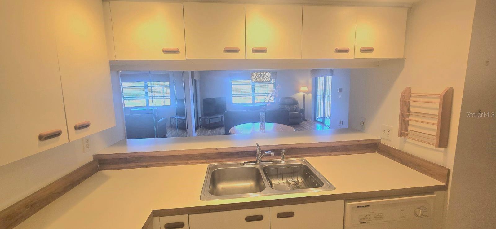 GREEN VIEW CONDO - Residential