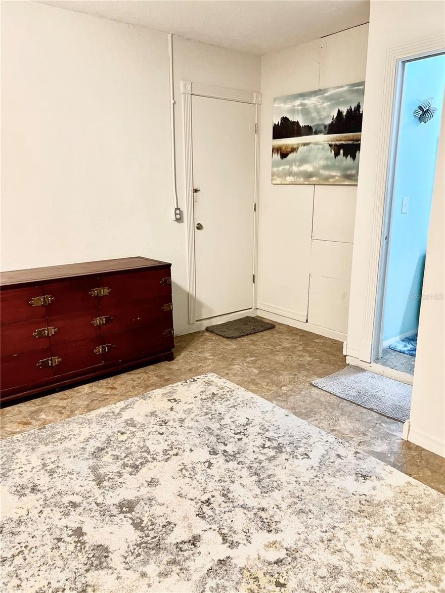 Call listing gent or owner to schedule appointment. Move -in ready ASAP.