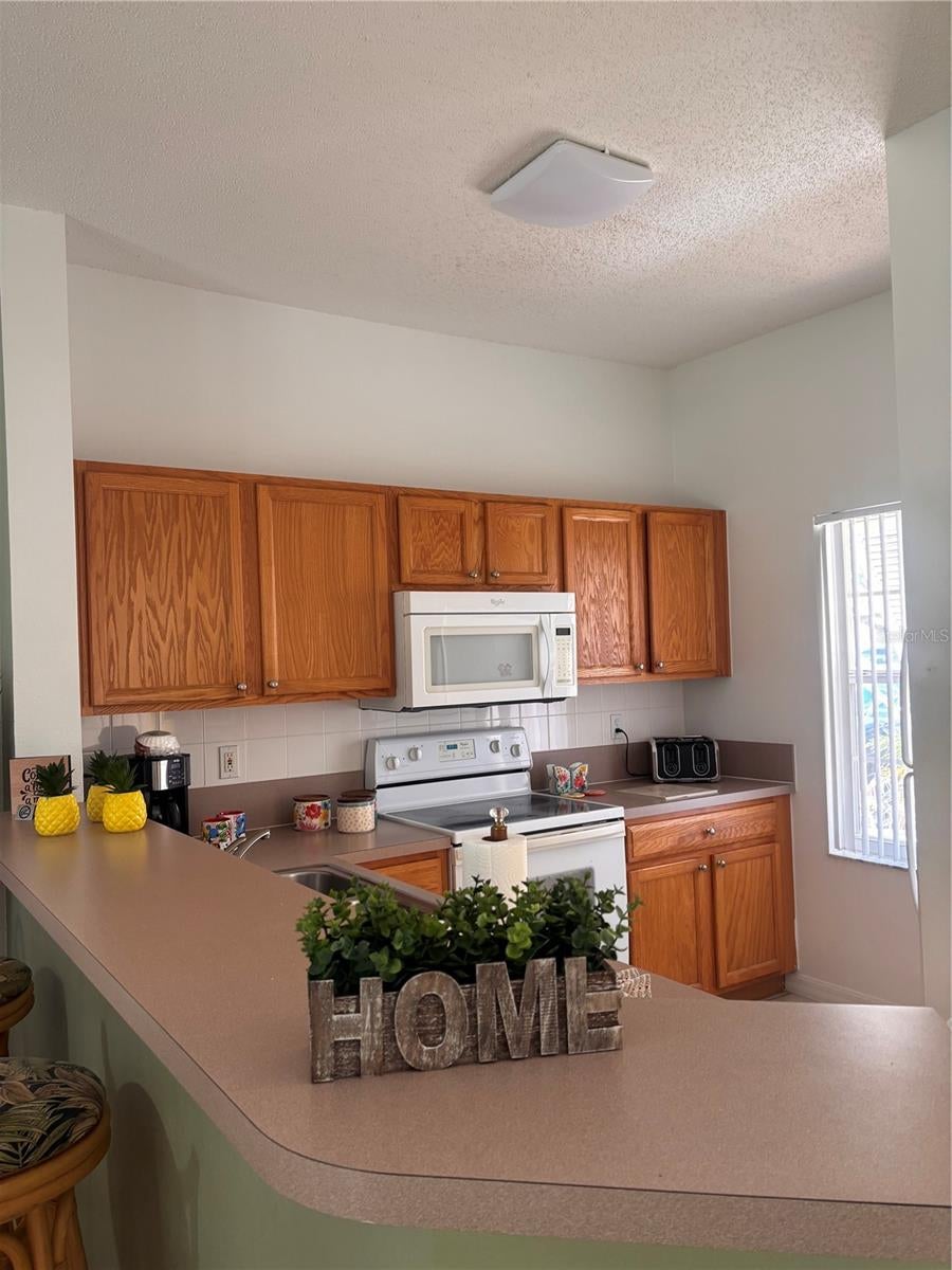 1055 PARK RIDGE CIRCLE