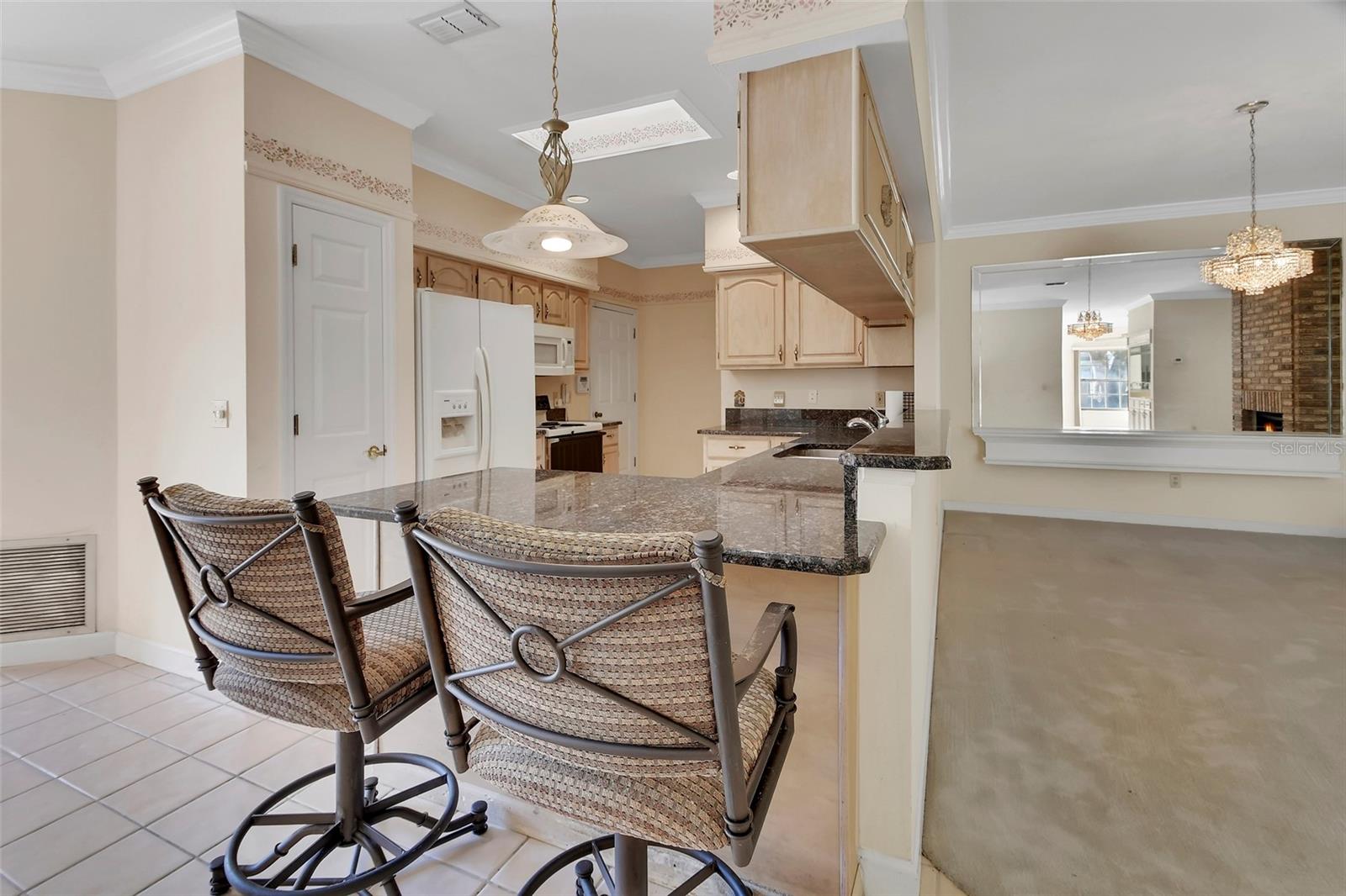 GOLF CLUB ESTATES CONDO - Residential