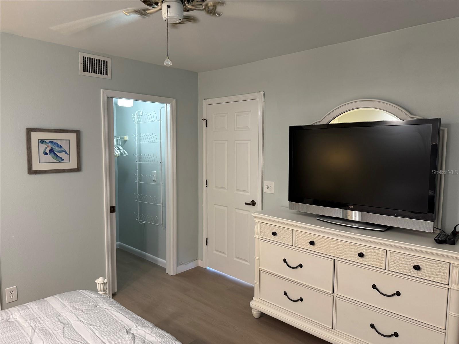 THE TERRA CEIA CLUB - Residential Lease