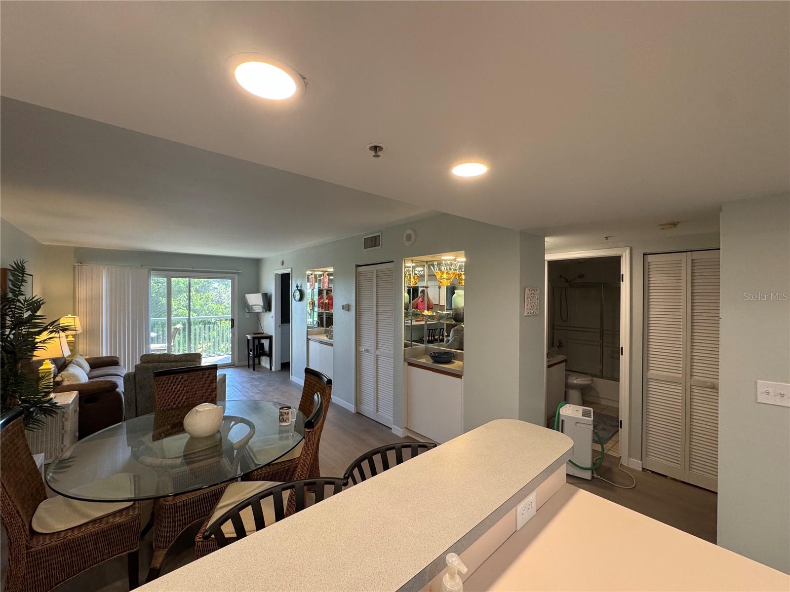 THE TERRA CEIA CLUB - Residential Lease